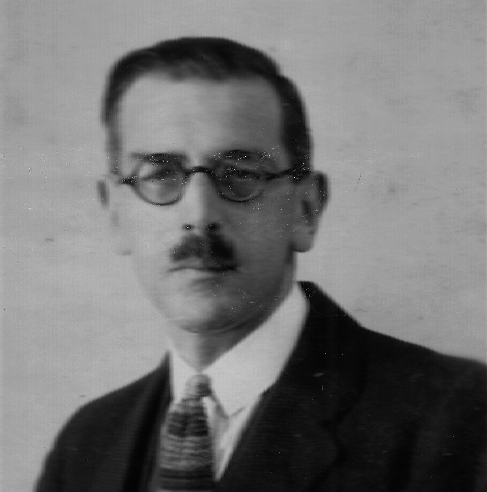 Photo of photos/James Ross McLennan (m1929 Eng) c1929